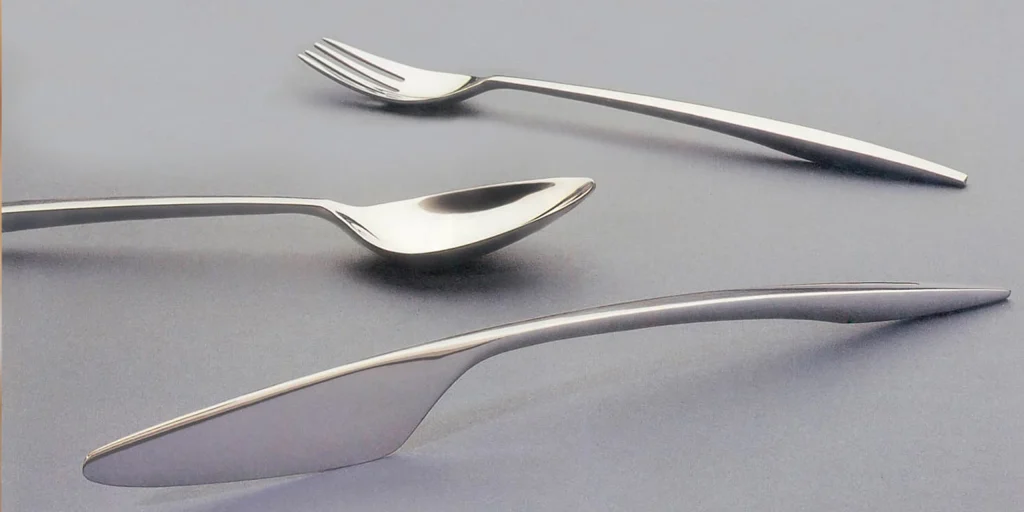 Minimalistic Cutlery Design Picasso by Groen & Boothman
