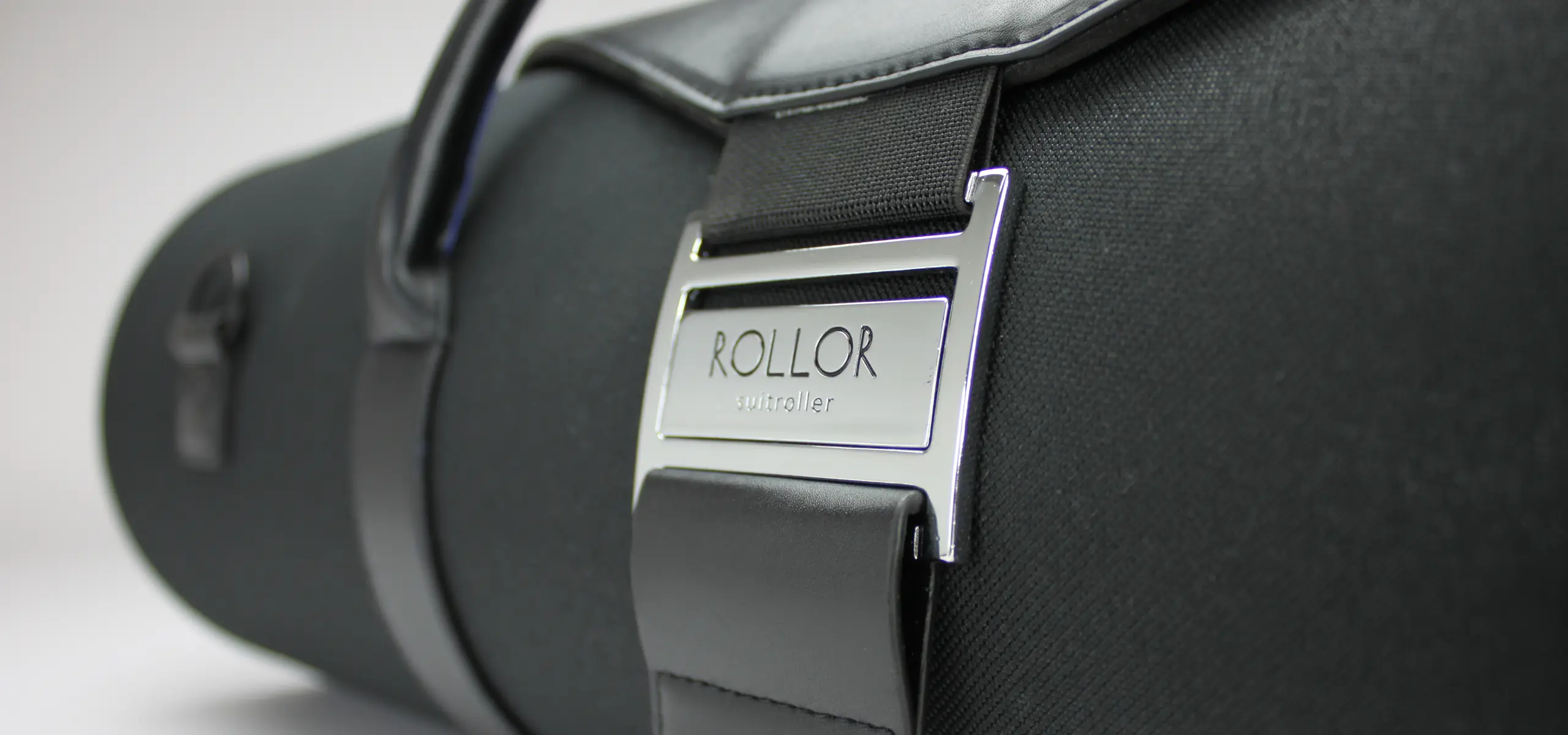 Rollor garment bag close-up design