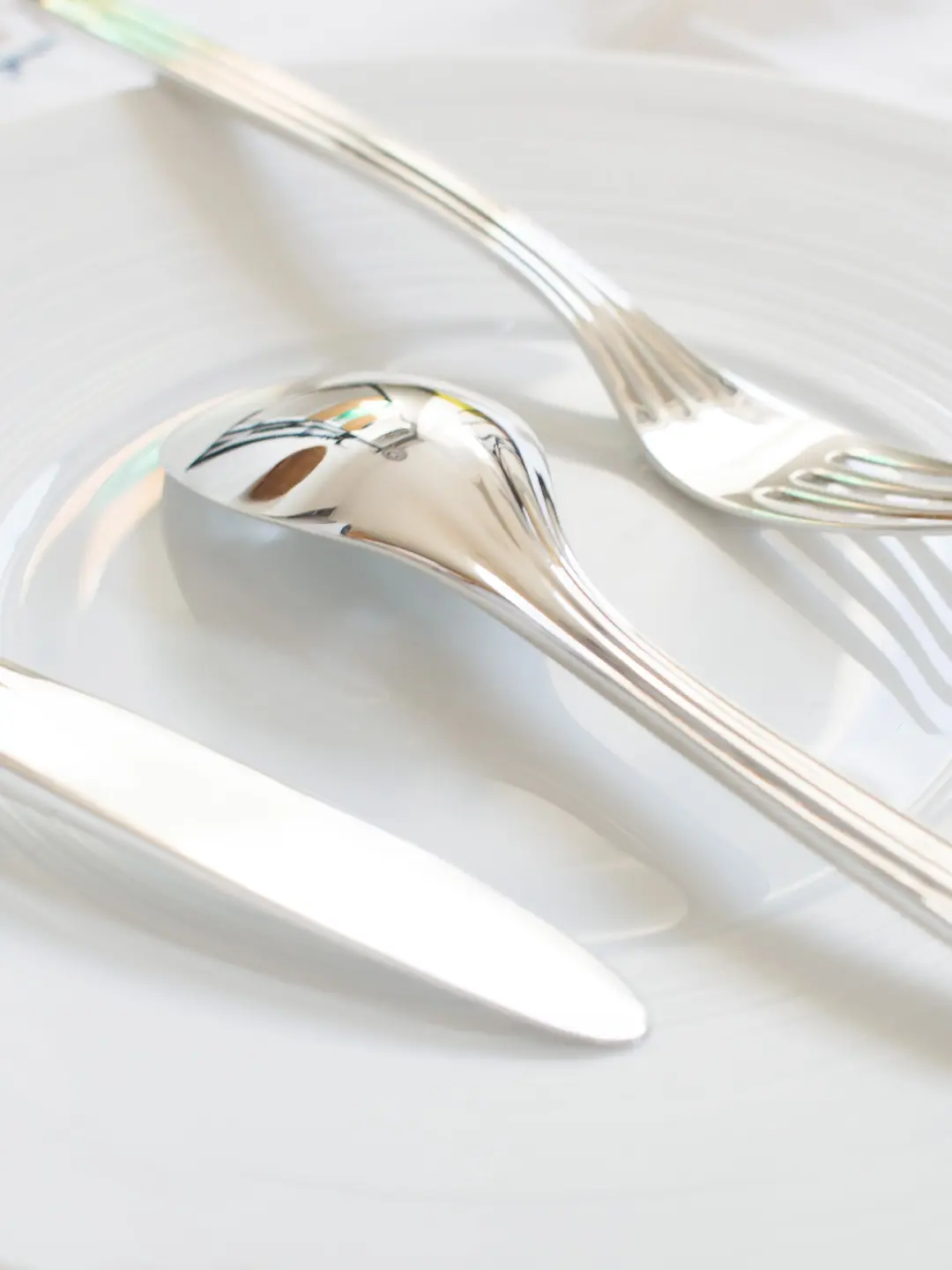 Fumi cutlery set, integrating product decoration, inspired by food